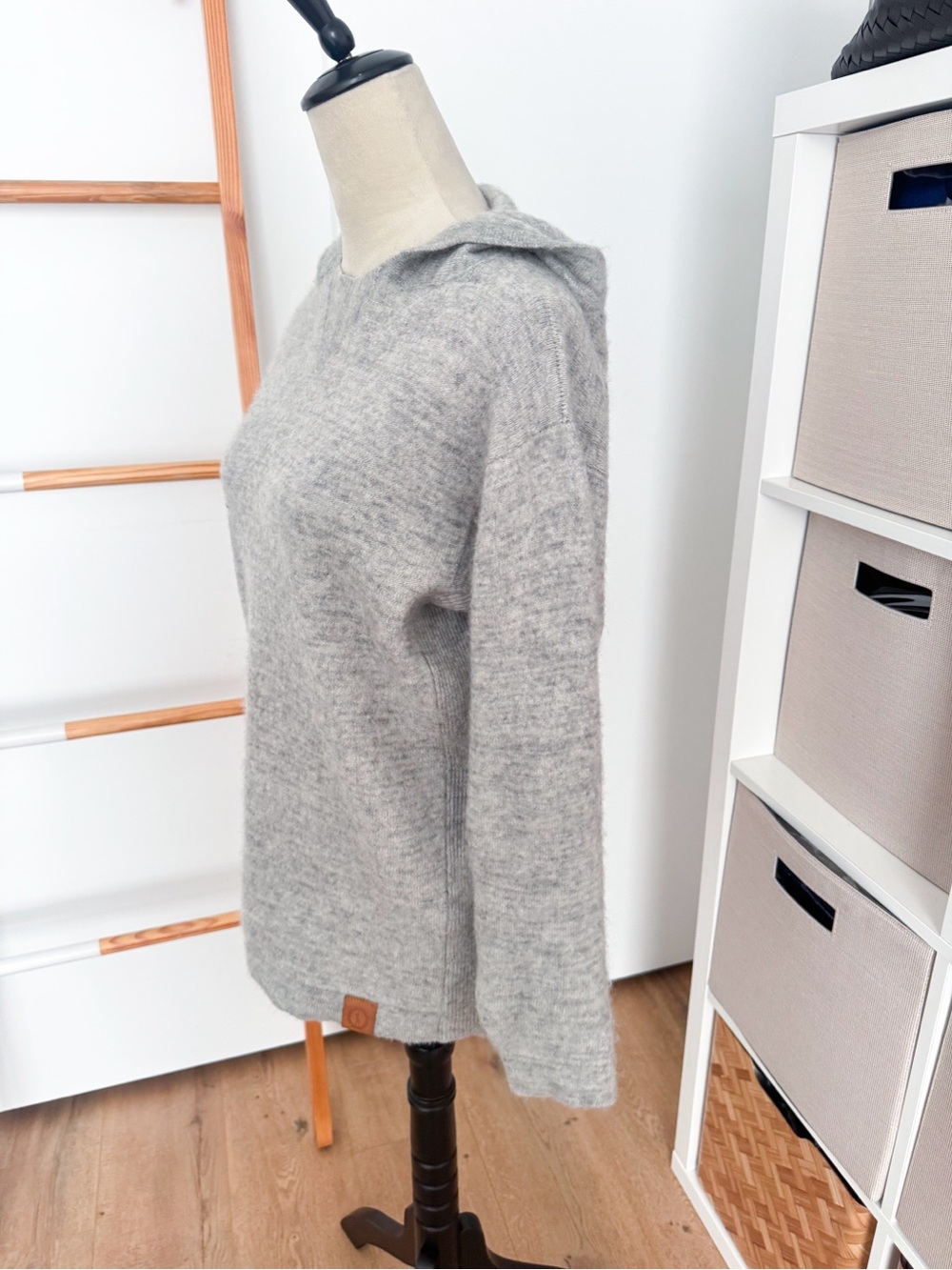 PAKA The Hoodie Royal Alpaca Sweater in Light Grey - Picture 5 of 14